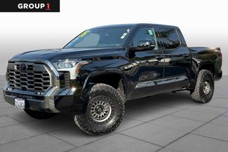 Used 2025 Toyota Tundra Platinum image 1