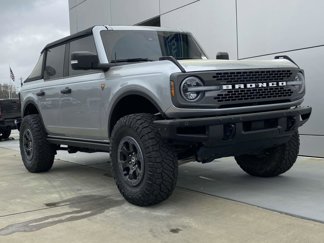 Used 2023 Ford Bronco Badlands image 1