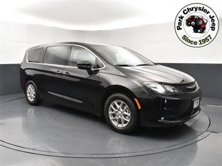 New 2025 Chrysler Voyager LX image 1