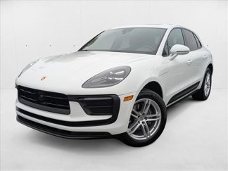 Certified 2025 Porsche Macan image 1