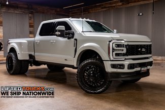 Used 2025 Ford F450 Platinum w/ FX4 Off-Road Package image 1