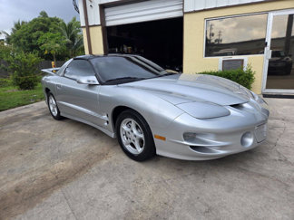 Used 2000 Pontiac Firebird Formula w/ Security Pkg image 1