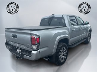 Used 2023 Toyota Tacoma Limited image 1