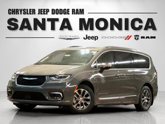 New 2025 Chrysler Pacifica Pinnacle image 1