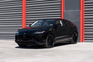 Used 2023 Lamborghini Urus S image 1