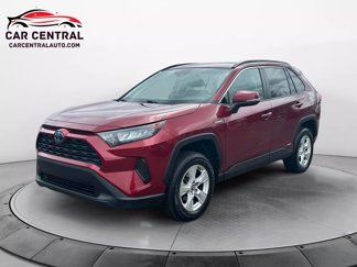 Used 2019 Toyota RAV4 LE w/ Carpet Mat Package image 1