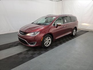 Used 2018 Chrysler Pacifica Limited image 1