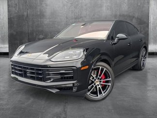 Certified 2024 Porsche Cayenne S image 1