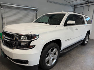 Used 2017 Chevrolet Suburban LT image 1
