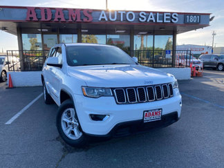 Used 2017 Jeep Grand Cherokee Laredo image 1