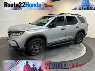 New 2025 Honda Pilot TrailSport image 1