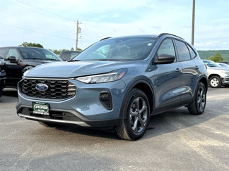 Used 2025 Ford Escape ST-Line image 1