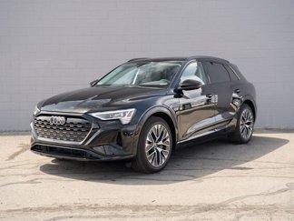 Used 2024 Audi Q8 e-tron Premium Plus w/ Premium Plus Package image 1