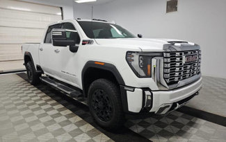 Used 2024 GMC Sierra 2500 Denali w/ Denali Reserve Package image 1
