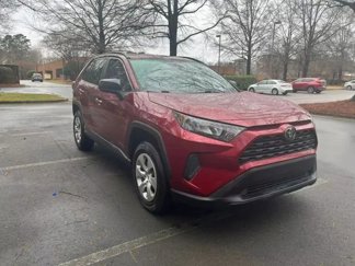 Used 2019 Toyota RAV4 LE image 1
