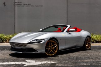 Used 2024 Ferrari Roma Spider image 1