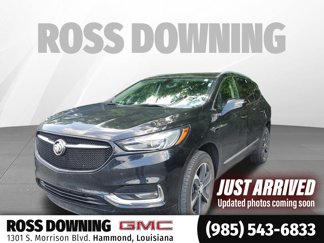 Used 2021 Buick Enclave Essence w/ Sport Touring Edition image 1