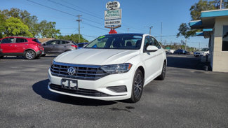 Used 2019 Volkswagen Jetta SE image 1