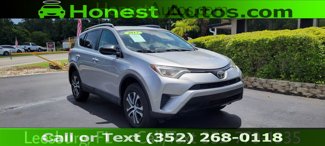 Used 2017 Toyota RAV4 LE image 1