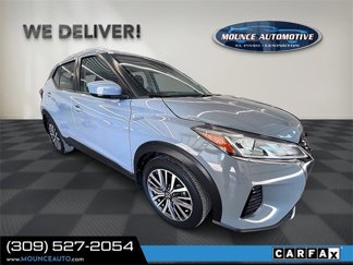 Used 2024 Nissan Kicks SV image 1