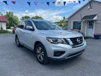 Used 2019 Nissan Pathfinder S image 1