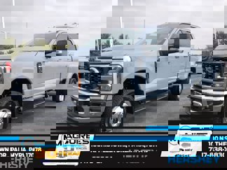 New 2025 Ford F350 Lariat image 1