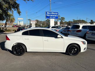 Used 2017 Volvo S60 T5 Dynamic image 1