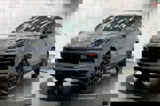 New 2025 Porsche Cayenne image 1