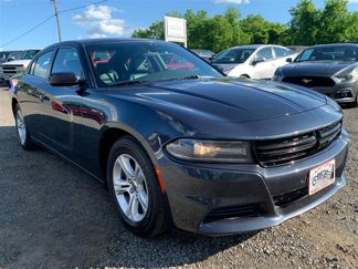 Used 2019 Dodge Charger SXT image 1