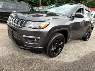 Used 2019 Jeep Compass Latitude image 1