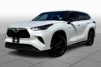 Used 2022 Toyota Highlander L image 1