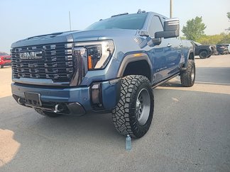 Used 2024 GMC Sierra 2500 Denali Ultimate w/ LPO, GMC Protection Package image 1