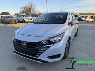 Used 2024 Nissan Versa SV image 1