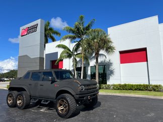 Used 2021 Ford Bronco Black Diamond image 1