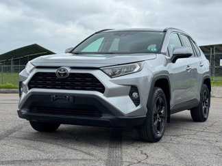 Used 2020 Toyota RAV4 XLE w/ Convenience Package image 1