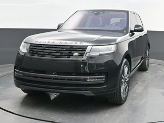 Used 2023 Land Rover Range Rover SE image 1