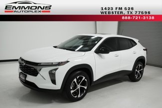 Used 2025 Chevrolet Trax RS w/ Sunroof Package image 1