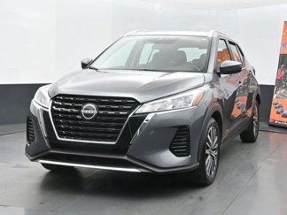 Used 2024 Nissan Kicks SV image 1