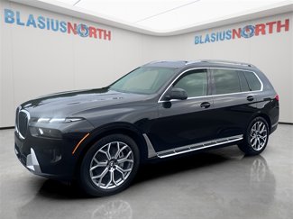 Used 2024 BMW X7 xDrive40i image 1