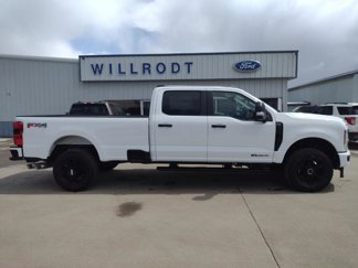 New 2025 Ford F350 4x4 Crew Cab Super Duty image 1
