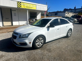 Used 2015 Chevrolet Cruze LS image 1