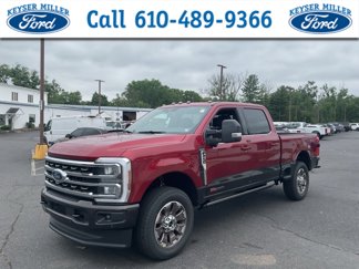 New 2025 Ford F250 4x4 Crew Cab Super Duty image 1