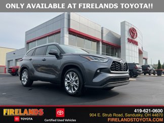 Certified 2025 Toyota Highlander Limited image 1
