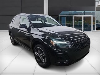 Used 2024 Audi Q5 e Prestige w/ Prestige Package image 1