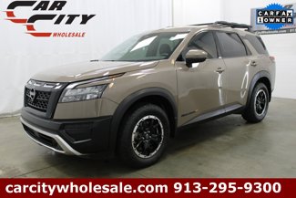 Used 2023 Nissan Pathfinder Rock Creek image 1