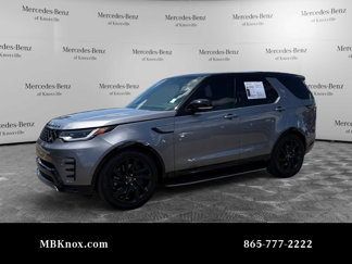 Used 2024 Land Rover Discovery Dynamic SE image 1