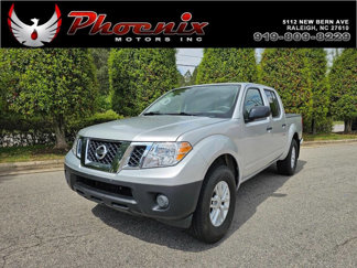 Used 2019 Nissan Frontier SV image 1