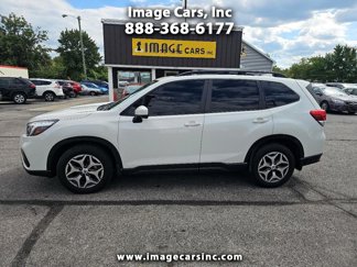 Used 2019 Subaru Forester Premium w/ All-Weather Package image 1