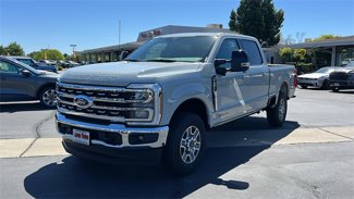 New 2025 Ford F250 4x4 Crew Cab Super Duty image 1