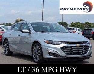 Used 2021 Chevrolet Malibu LT image 1